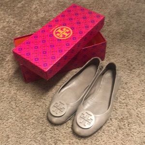 (Very) Worn Tory Burch Millie travel flats!